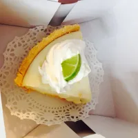 Snapdishの料理写真:Key lime pie|Amber Lynneさん