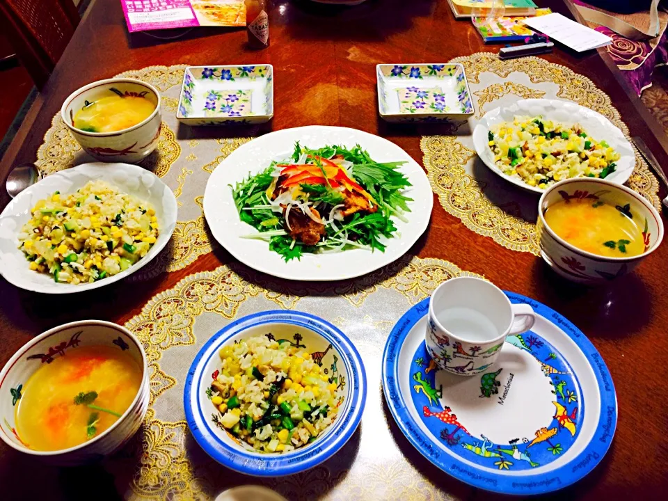 トマトとガーリックの鳥焼き＆水菜ぽん酢サラダ、黄色緑野菜チャーハン、トマトと卵スープ|hadanさん