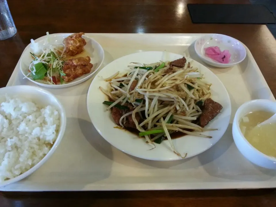 ニラレバ定食|たくぞうさん