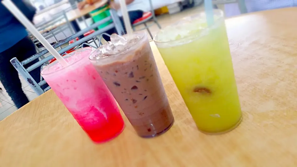 colourful drinks...|princessjoさん