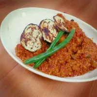 Snapdishの料理写真:挽き肉とトマトの夏カレー|とんがりぼーしさん