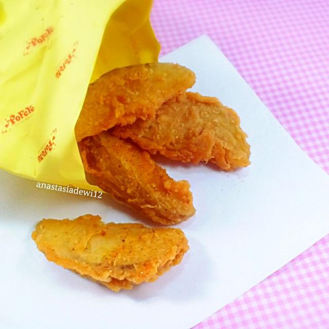 Potato Wedges by Popeye Express Chicken/Anastasia Dewi Snapdish[スナップ