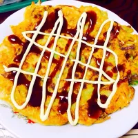 Snapdishの料理写真:My home made okonomiyaki..for dinner|Lorna Masayaさん