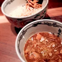 Snapdishの料理写真:始めての...？！ 【神田】つけ麺だーい(=´∀｀)人(´∀｀=)|美朱さん