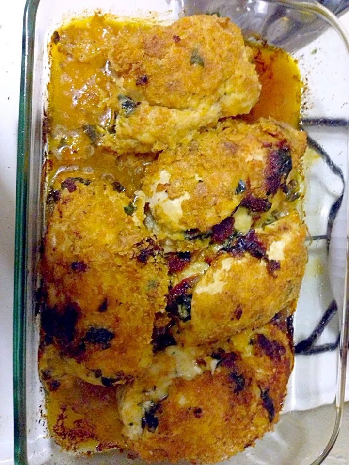 Stuffed chicken breast|Dina Beeさん