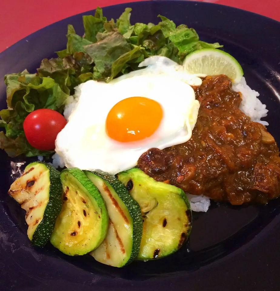 りりたんこぶさんの料理                   炊飯器でとろとろ                                   和風イノシシカレー🐗🐗🐗💨💨|志野さん