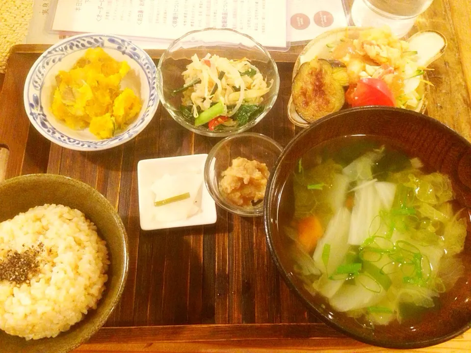 玄米定食〜揚げエビとシャキシャキ野菜のごちそう奴っこ〜|なつみさん