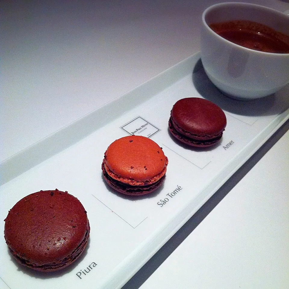 JPH Macarons Grand cœur Chocolat chaud|cakeさん