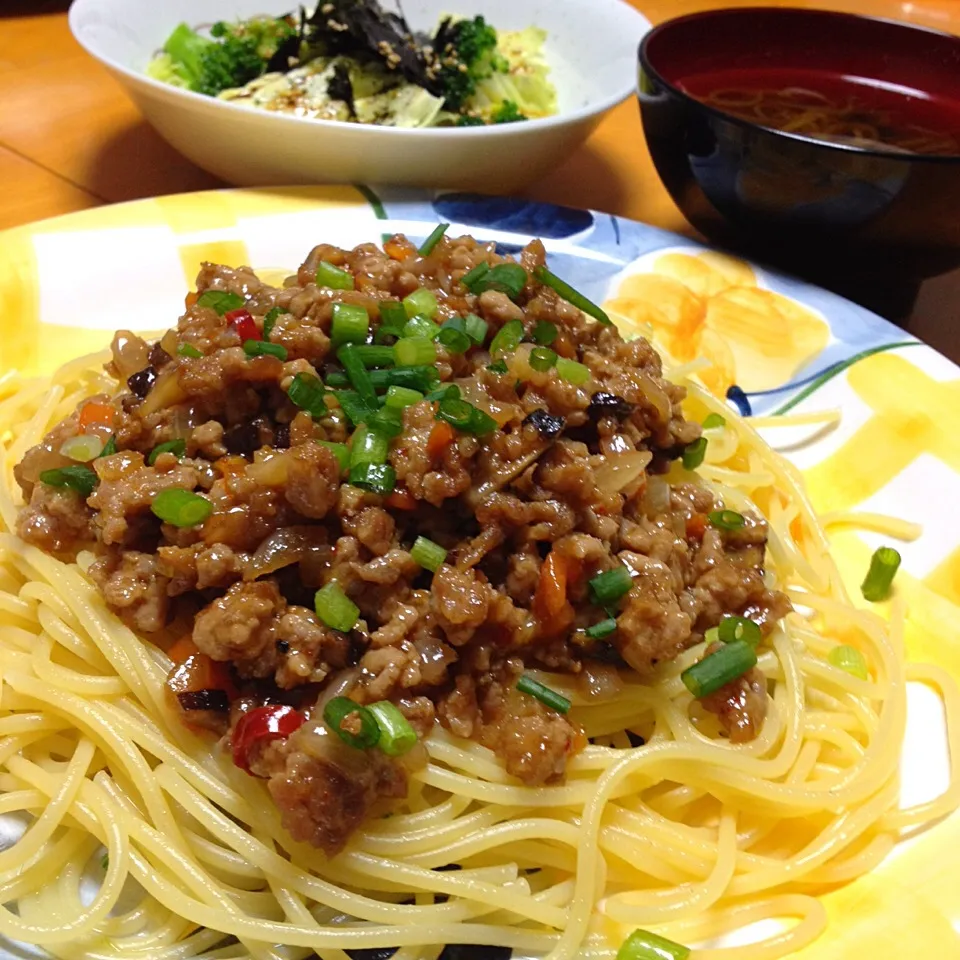 Snapdishの料理写真:ジャージャー麺風ミートソーススパゲティ|カウンター嬢さん