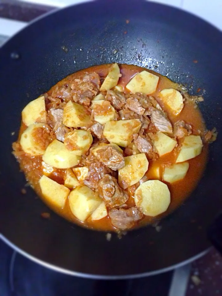 Snapdishの料理写真:🍲 Pork Curry with Potato|Ivyさん