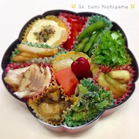 Snapdishの料理写真:ドクターにしやま由美式ダイエットプレートの美味しいお弁当‼︎|ドクターにしやま由美式時計回りダイエットプレートさん