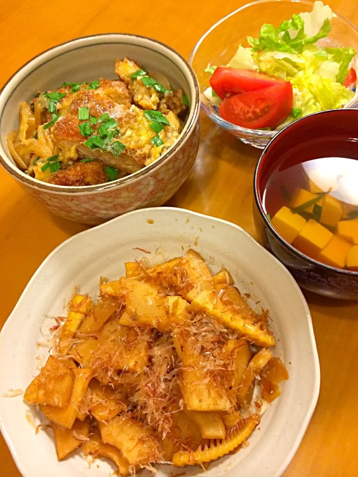 Snapdishの料理写真:カツ丼ディナー|えみさん