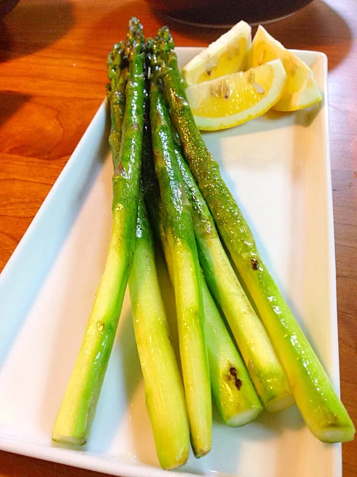 Snapdishの料理写真:アスパラグリル|脇田喬さん