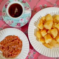 singkong goreng, sambal terasi 😊|sisca christinaさん