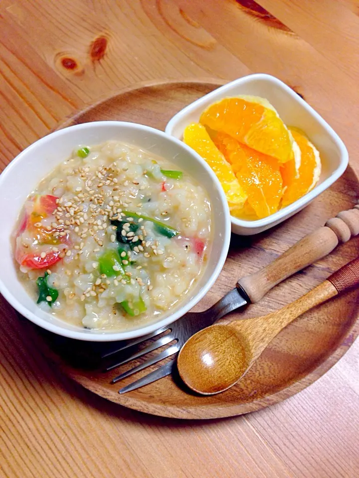 Spinach and tomato cheese risotto breakfast|Kumigarさん