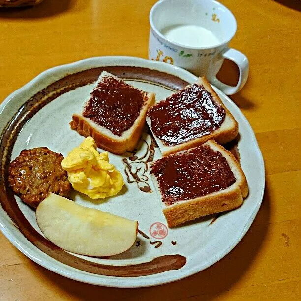 ぼっちゃんの朝食|ふみぃさん