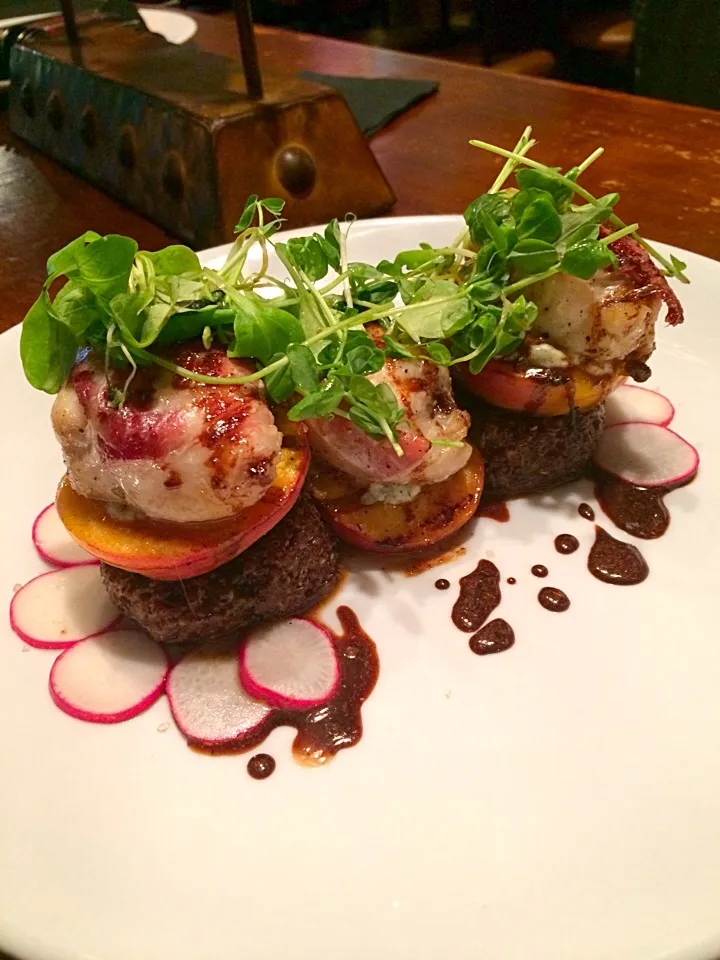 Snapdishの料理写真:Monkfish, quinoa cake, blue cheese peaches|jason mcconnellさん