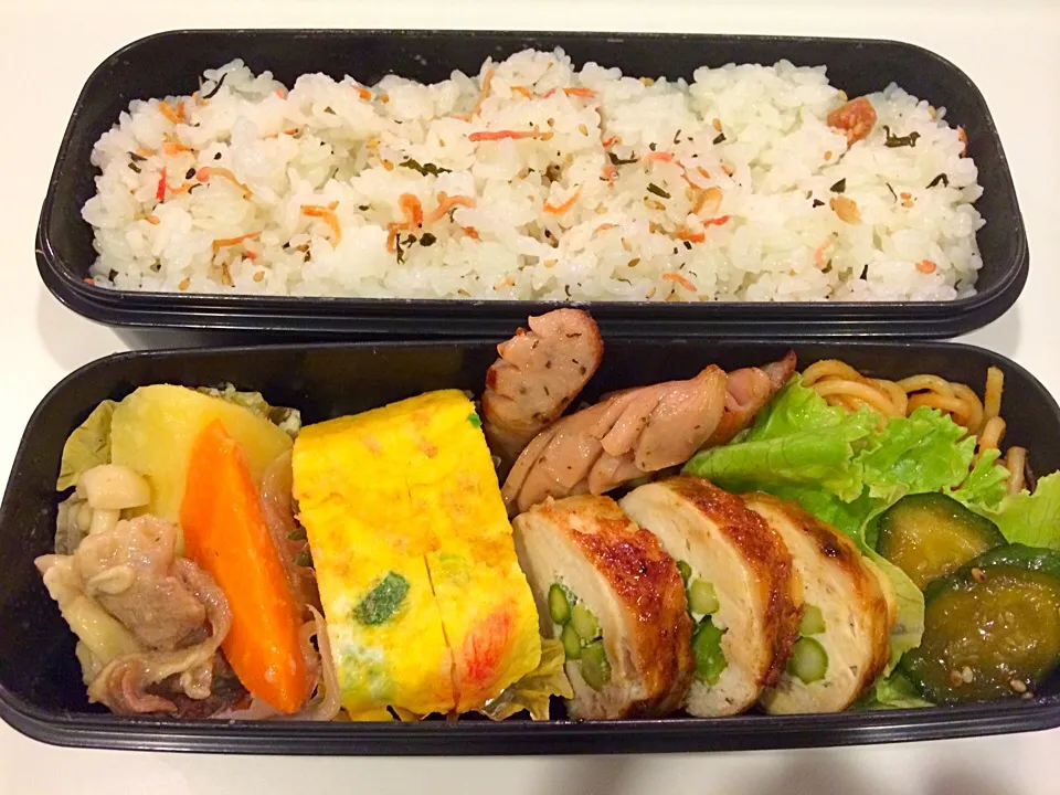 Snapdishの料理写真:鶏肉のアスパラ巻きのお弁当。|Chiharuさん