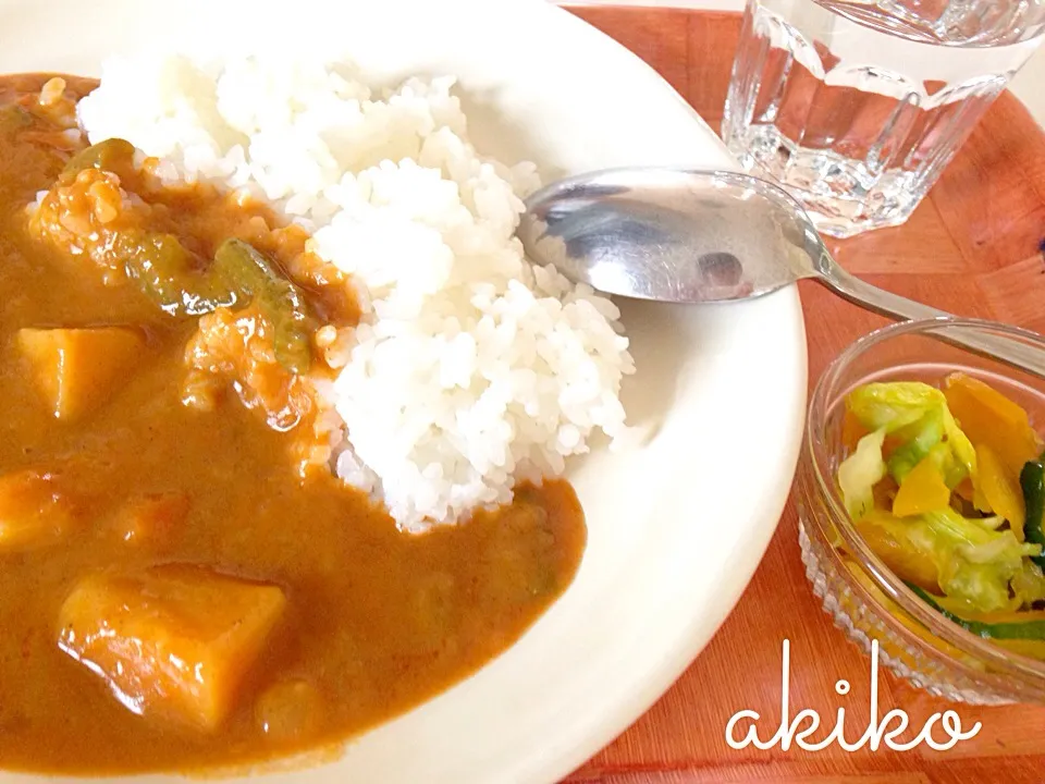 おひとりさまランチ。簡単カレーで(#^.^#)|akikoさん