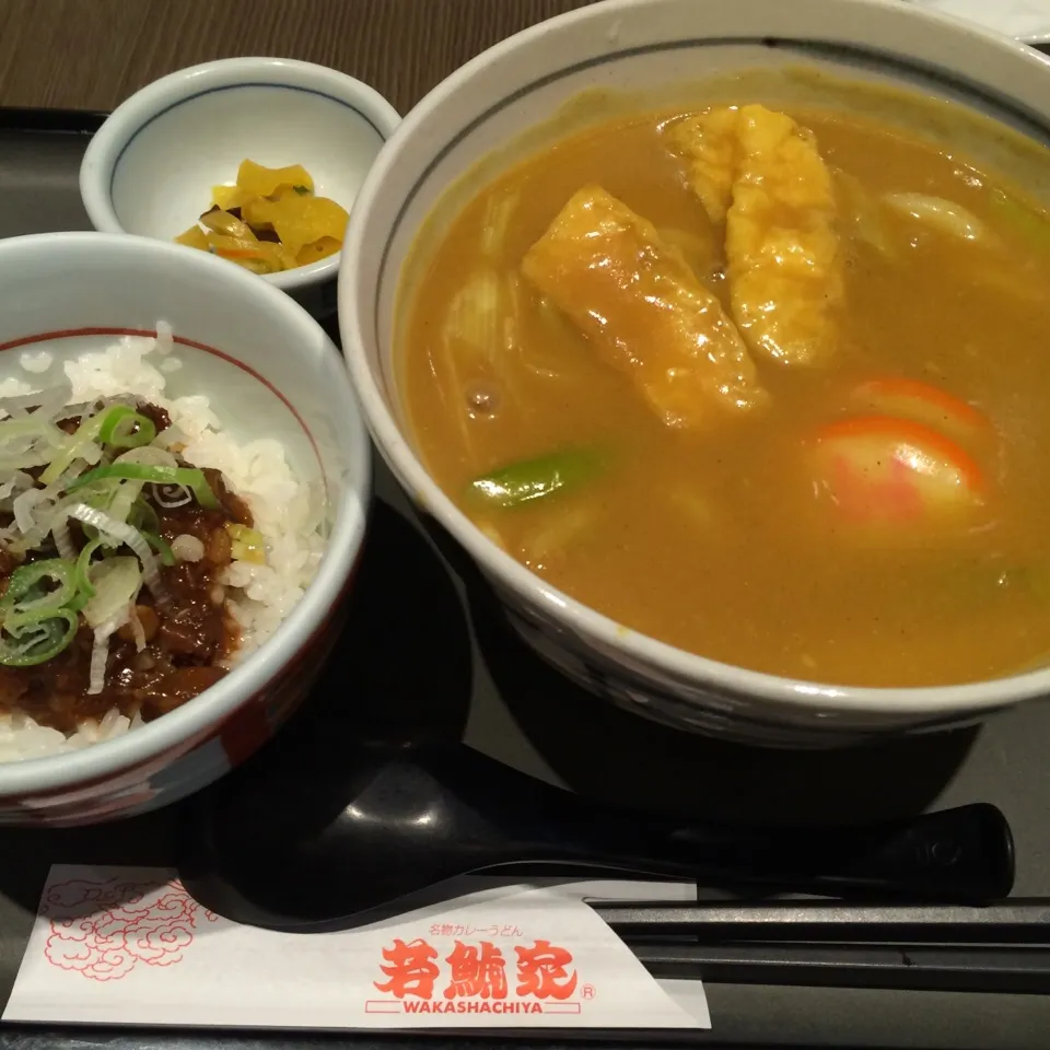 Snapdishの料理写真:カレーうどんランチ with どて丼|SasaMasa213さん