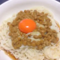 Snapdishの料理写真:月見納豆そうめん|けんたろさん