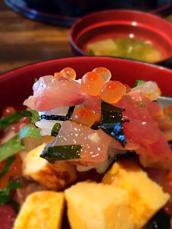 海鮮爆弾丼＠北新地ランチ|chikamyynさん