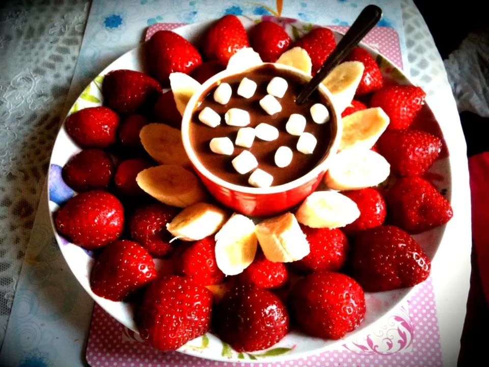 Snapdishの料理写真:Baileys Chocolate Fondue.|Eveさん