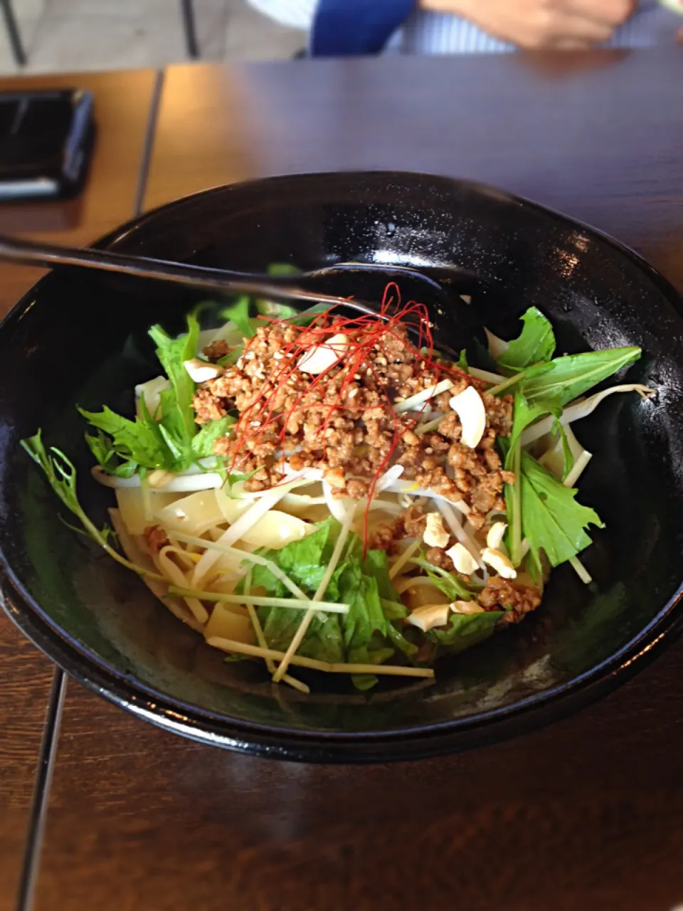 汁なし担々麺|あくびさん