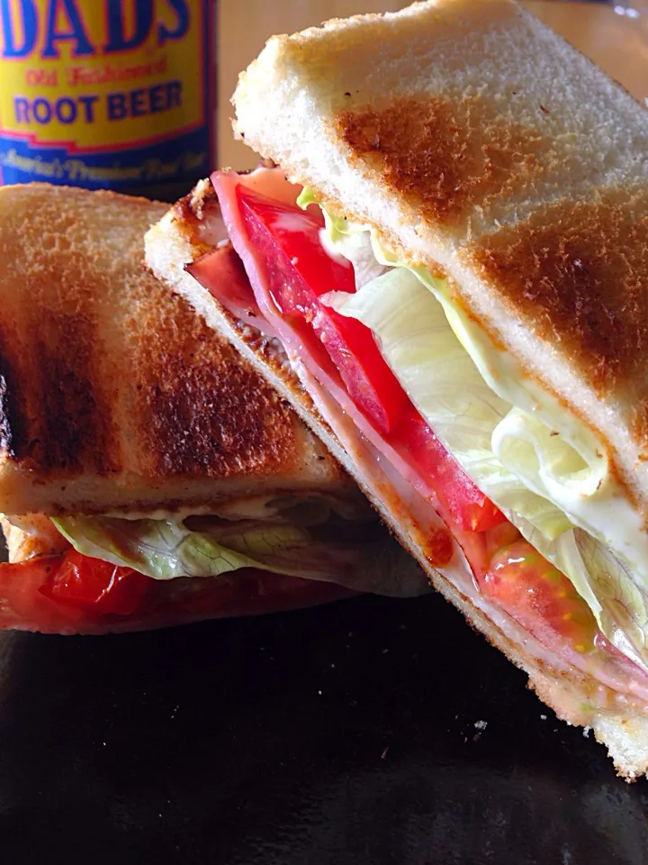 BLT sandwich with homemade mayo|Funky Chefさん