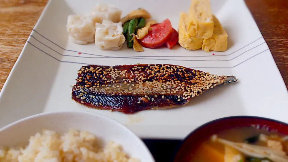 焼き魚定食【秋刀魚】|プチテンよすさん