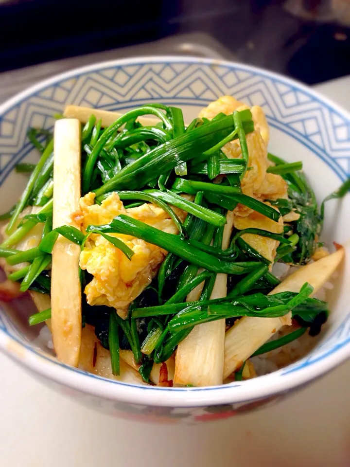 マコモ茸とニラ玉炒めの丼|FU-TEN 古原貴大さん