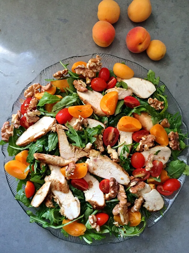 Snapdishの料理写真:Apricot salad with chicken breast|12Dragonさん