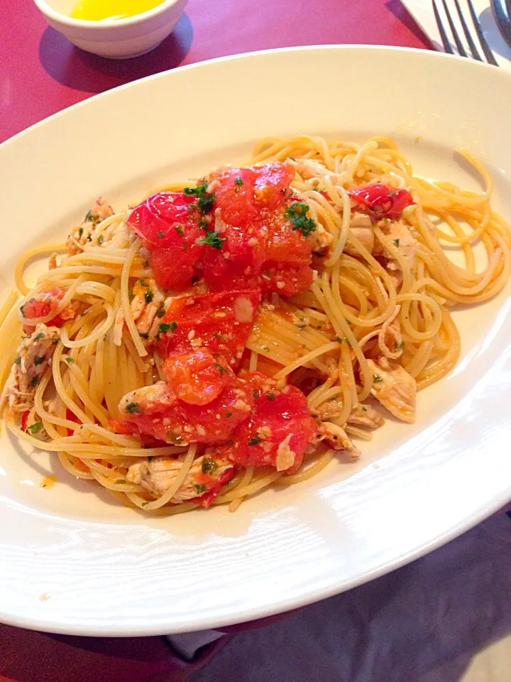 Chicken and tomato sauce pasta|Kumigarさん