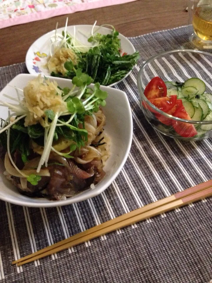 鰹の漬け丼＝玉ねぎでタレを作りました|myuさん