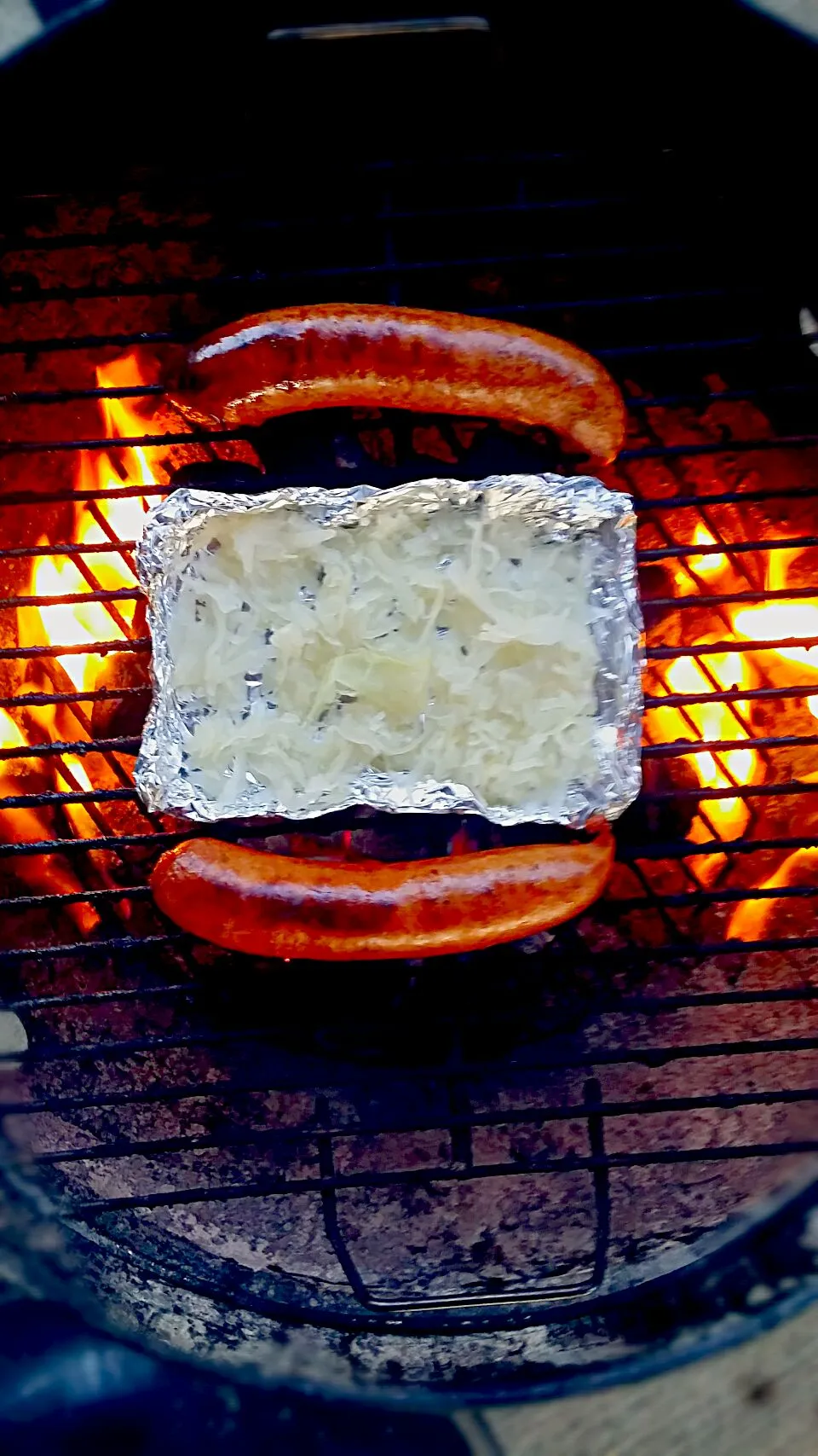 German sausage and sourkraut grilled|brett gintherさん