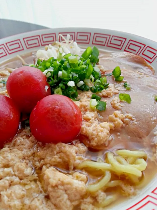 トマたまラーメン|ふりるさん