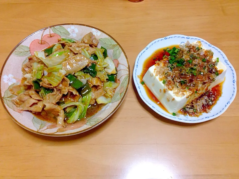 Snapdishの料理写真:回鍋肉・冷奴|あいさん