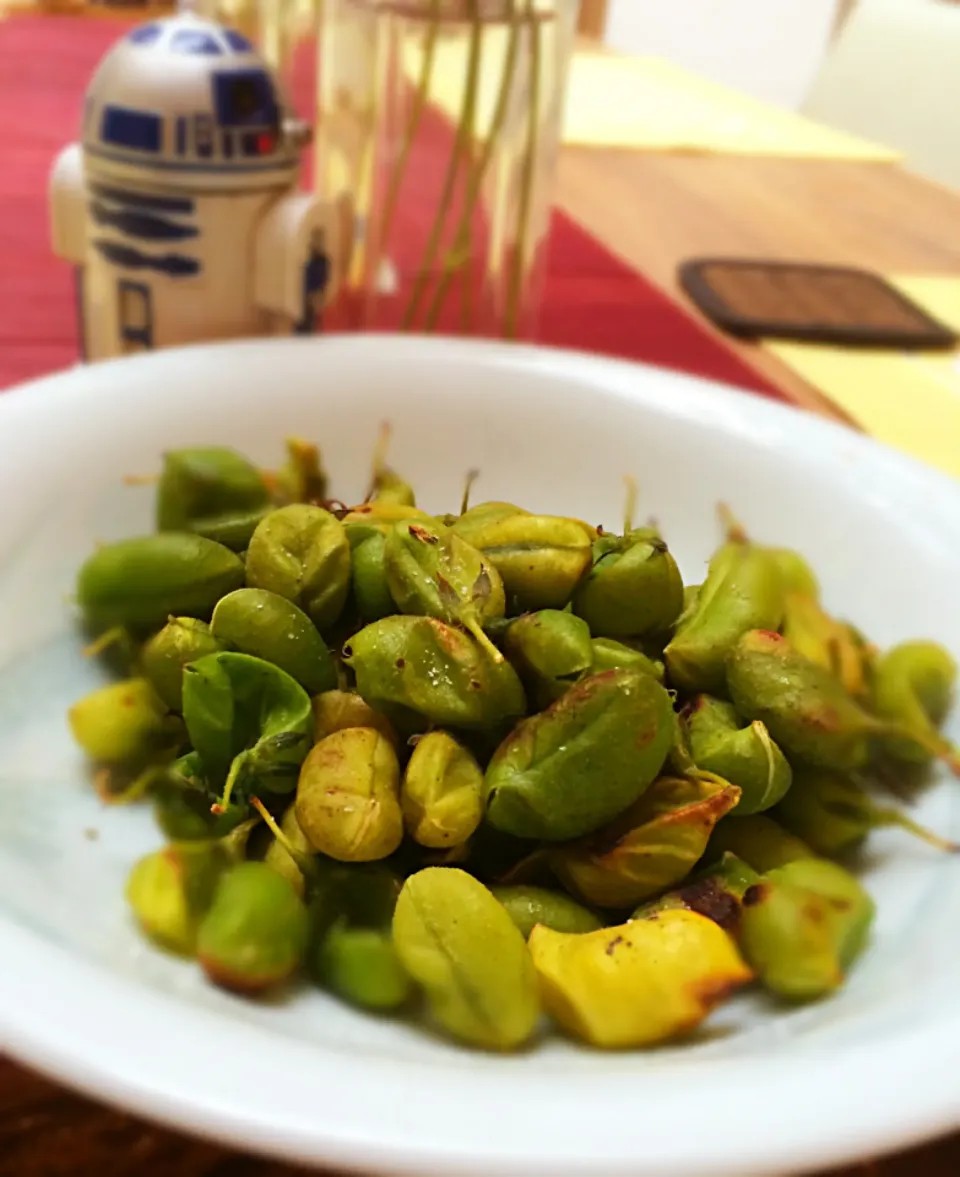 Fresh garbanzo beans steamed and baked|Akiko Nishimaeさん