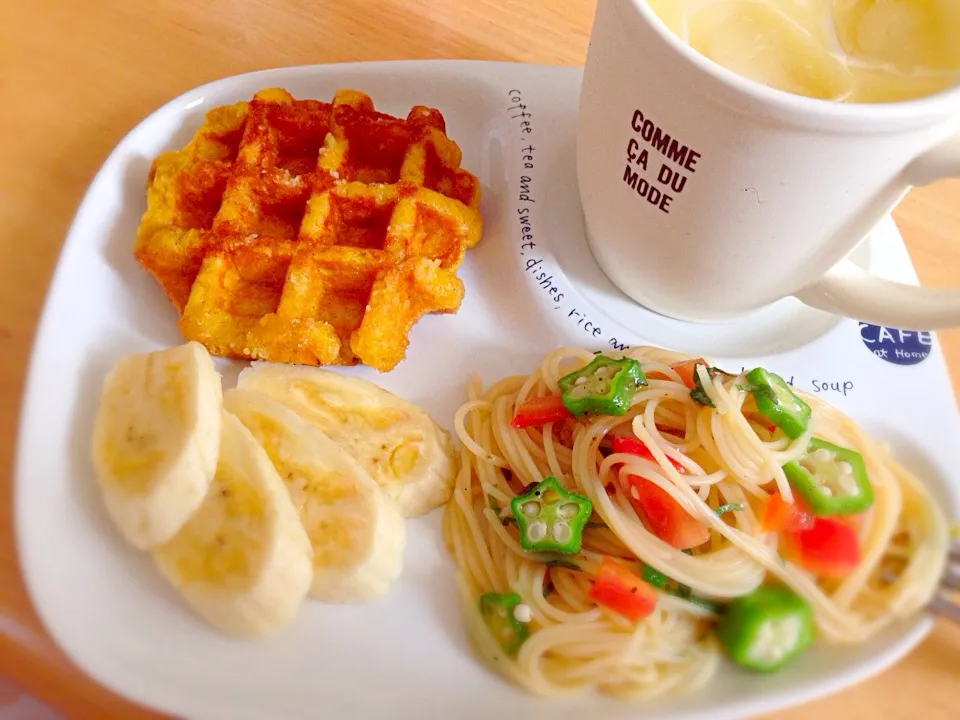 マネケンのワッフルをいただいたので、朝食に(〃▽〃)|MAKIさん