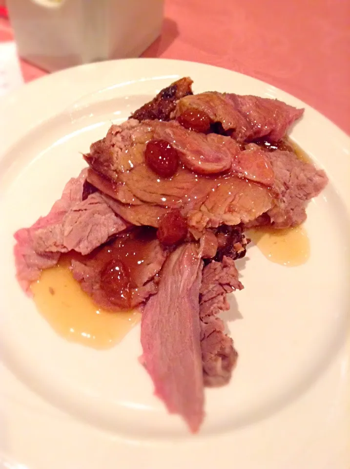 RoAsT BeeF WiTh RuM RaiSiN SauCe|GeMzKiTchさん