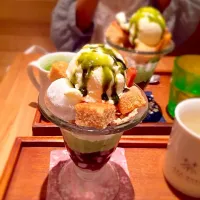 Snapdishの料理写真:抹茶パフェ