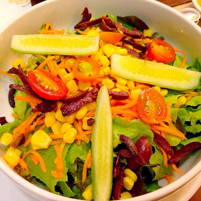 Mixed salad/Obeoom Jumsai Na Ayudhya SnapDish[スナップディッシュ] (IDHPu4na)