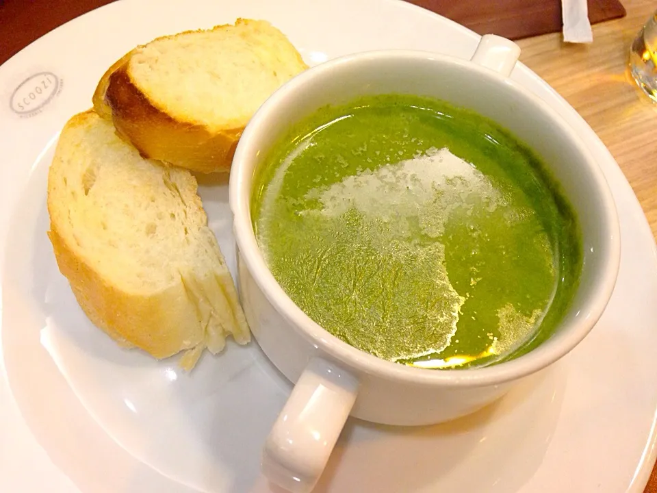 Spinach soup|Obeoom Jumsai Na Ayudhyaさん