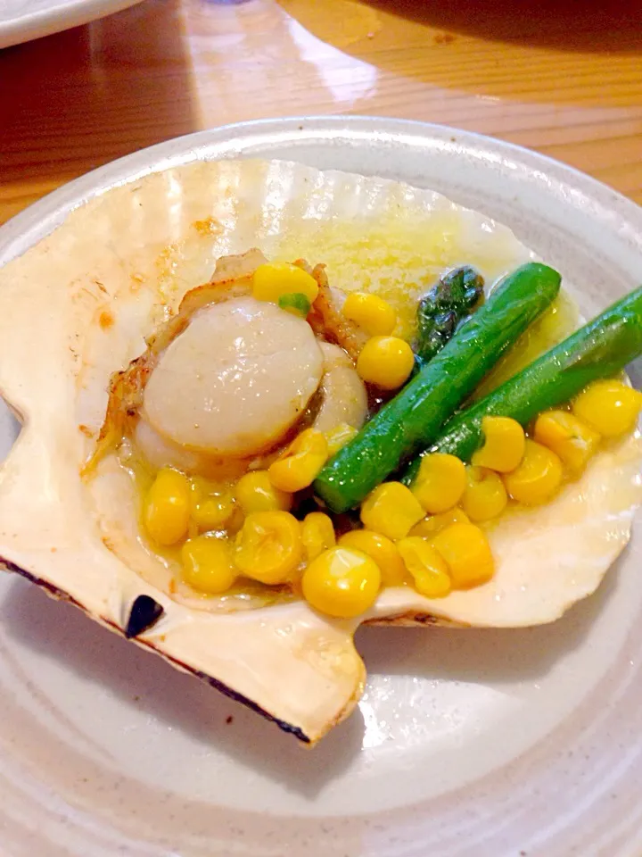 Snapdishの料理写真:帆立のバター焼き|Eri Abeさん