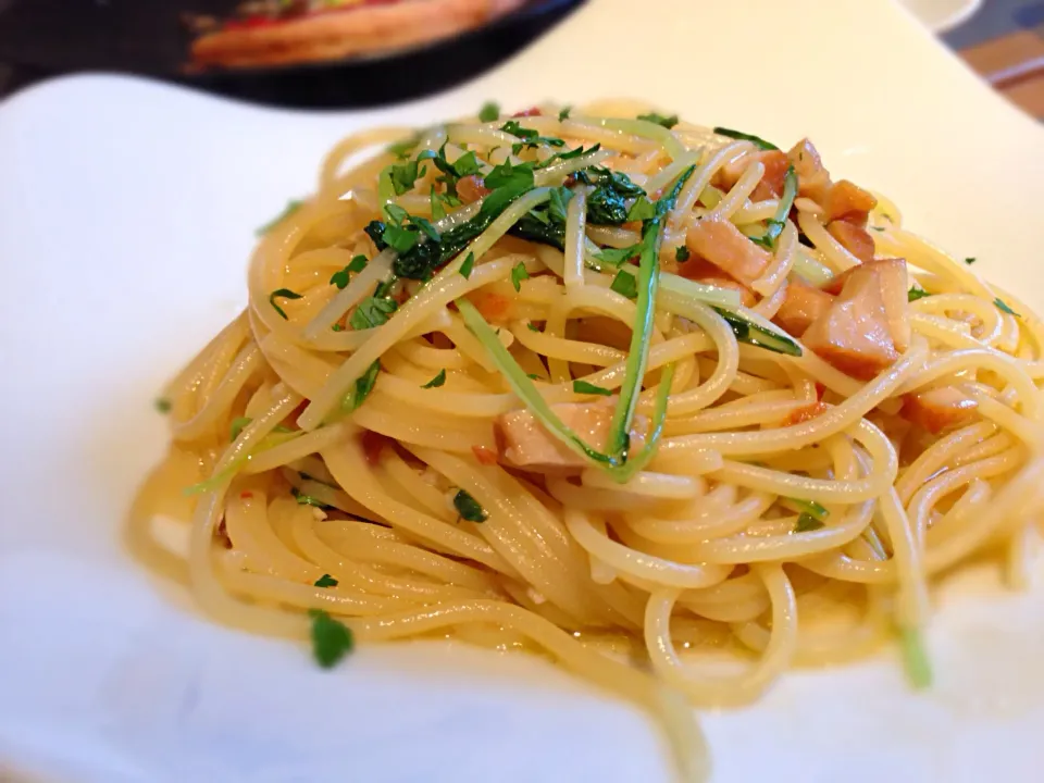 スモークホタテと水菜のパスタ🍝|Yuto Takahashiさん