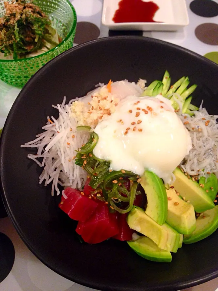 Snapdishの料理写真:遊んだ日曜日のカンタン丼♫|alhambraさん