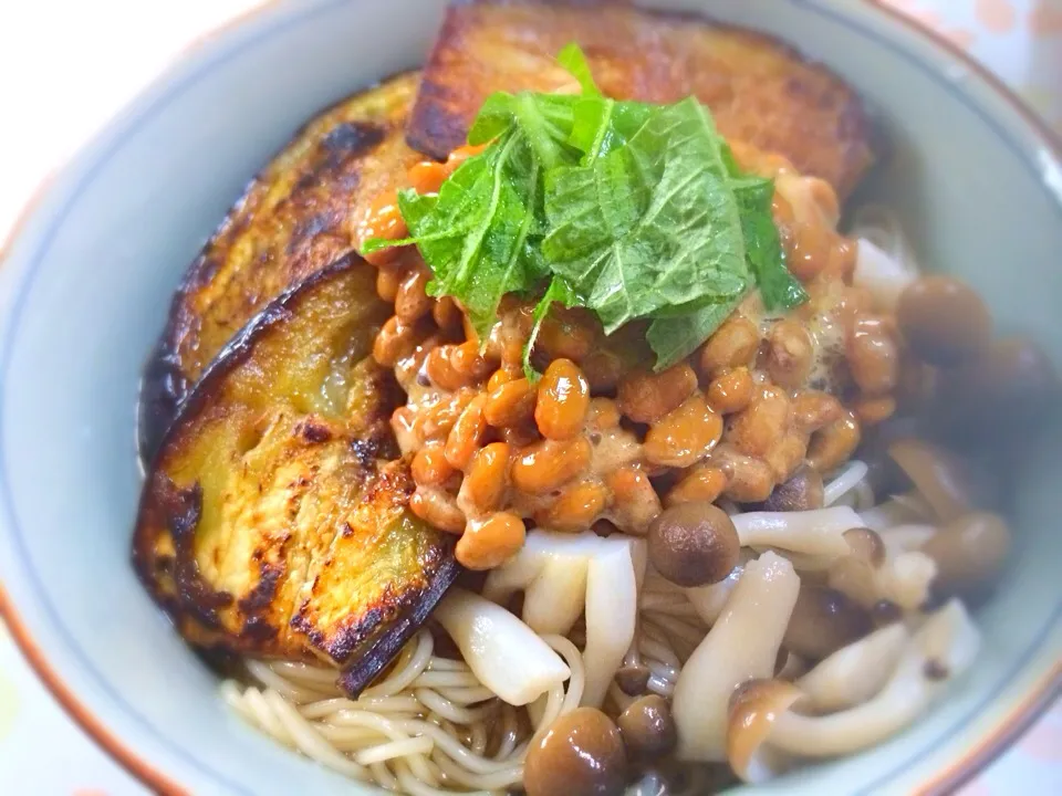 ナスと納豆のネバネバ素麺|こじさん