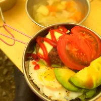 Snapdishの料理写真:ロコモコ丼|リボンさん