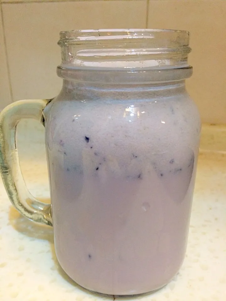 Blueberry smoothie|Cj Mendoza-Palosさん