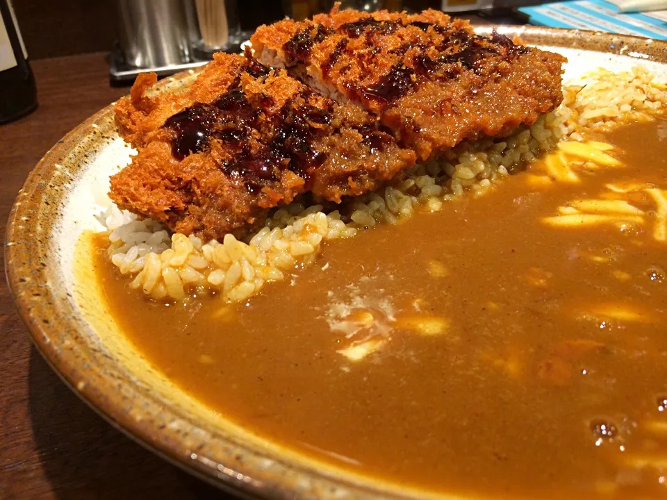 手仕込とんかつカレーにチーズ|hirotomoさん